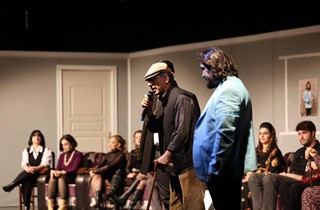 Özgür Aksoy Tiyatro Günleri'ne Görkemli Final